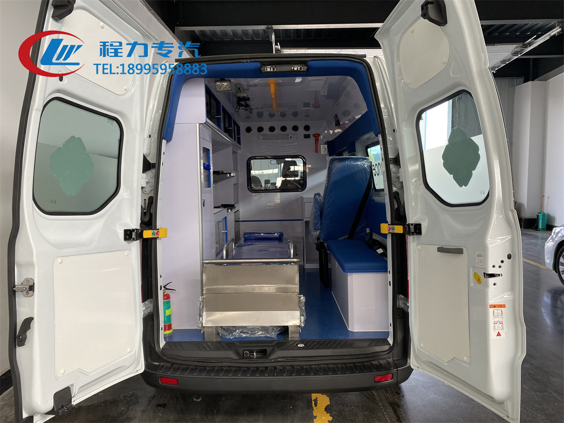 福特新全順監護型救護車（柴油）