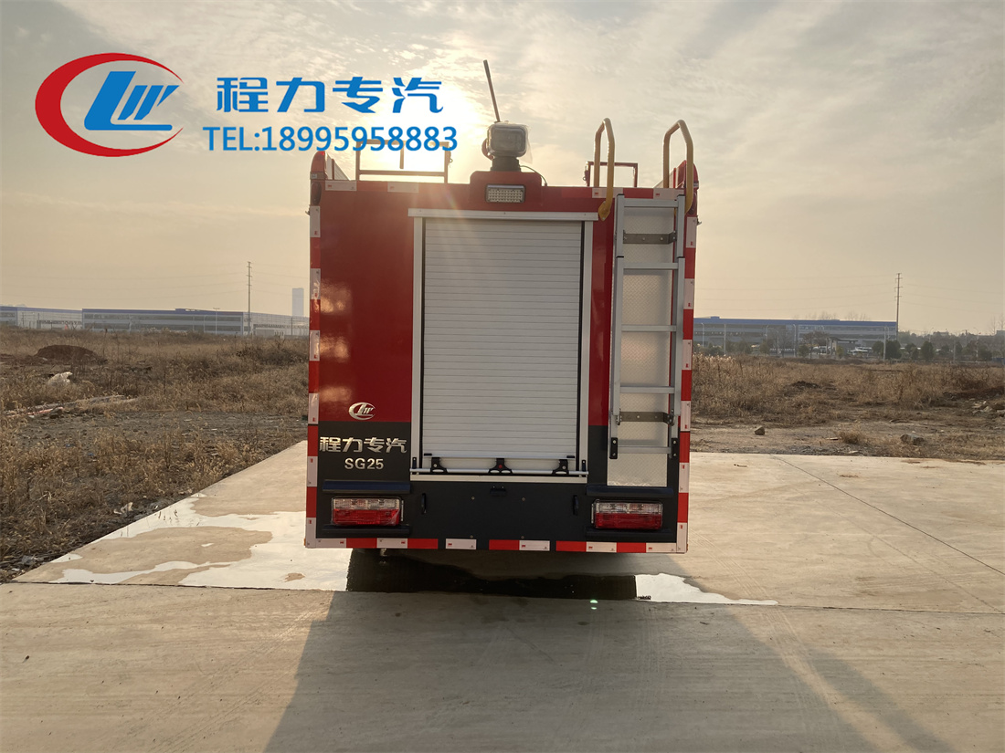 東風(fēng)2.5噸水罐消防車
