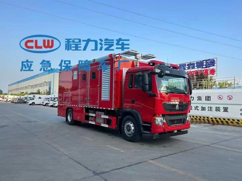 重汽豪沃宿營車（24人）